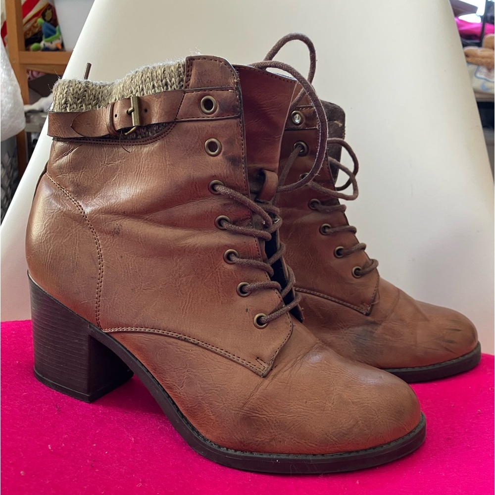 MIA size 12 heel boots Brown